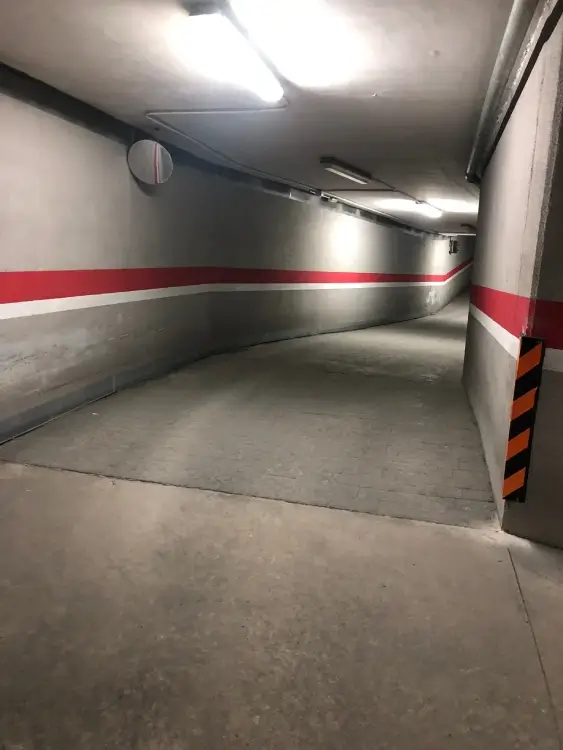 Espejo para rampas estrechas de garaje