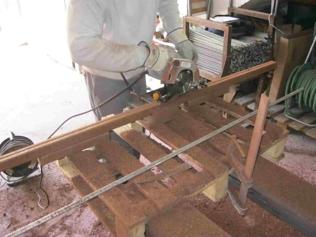 fabricación de mobiliario urbano con madera plastica